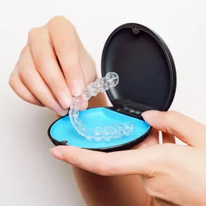 日曜診療インプラント・矯正相談（インビザライン）予約受付中-2